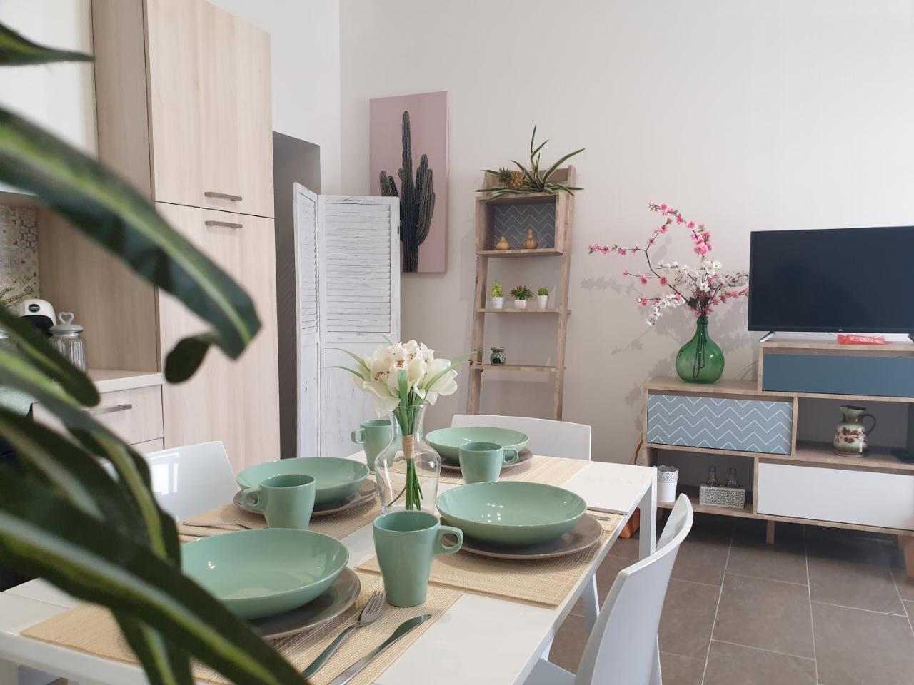 La Petite Maison 2
