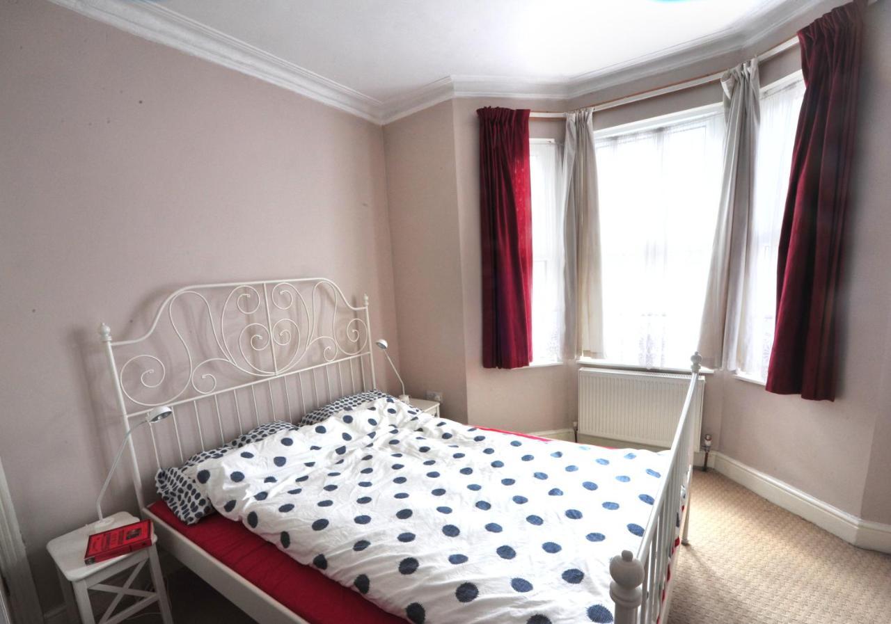 East End London Garden Flat 1