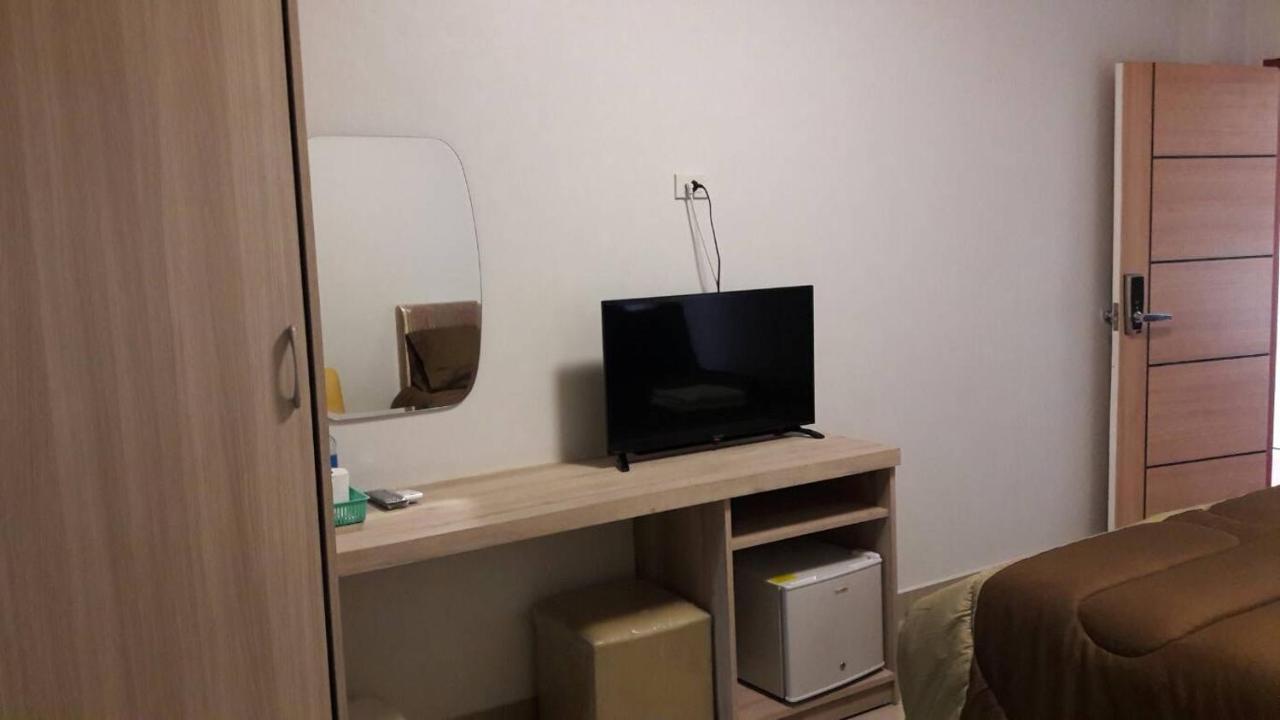 Roseate Bangkok Hotel 1