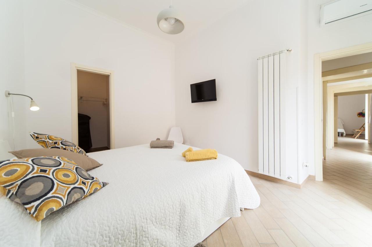 Napoli Centro Suite - Duomo Apartment 1