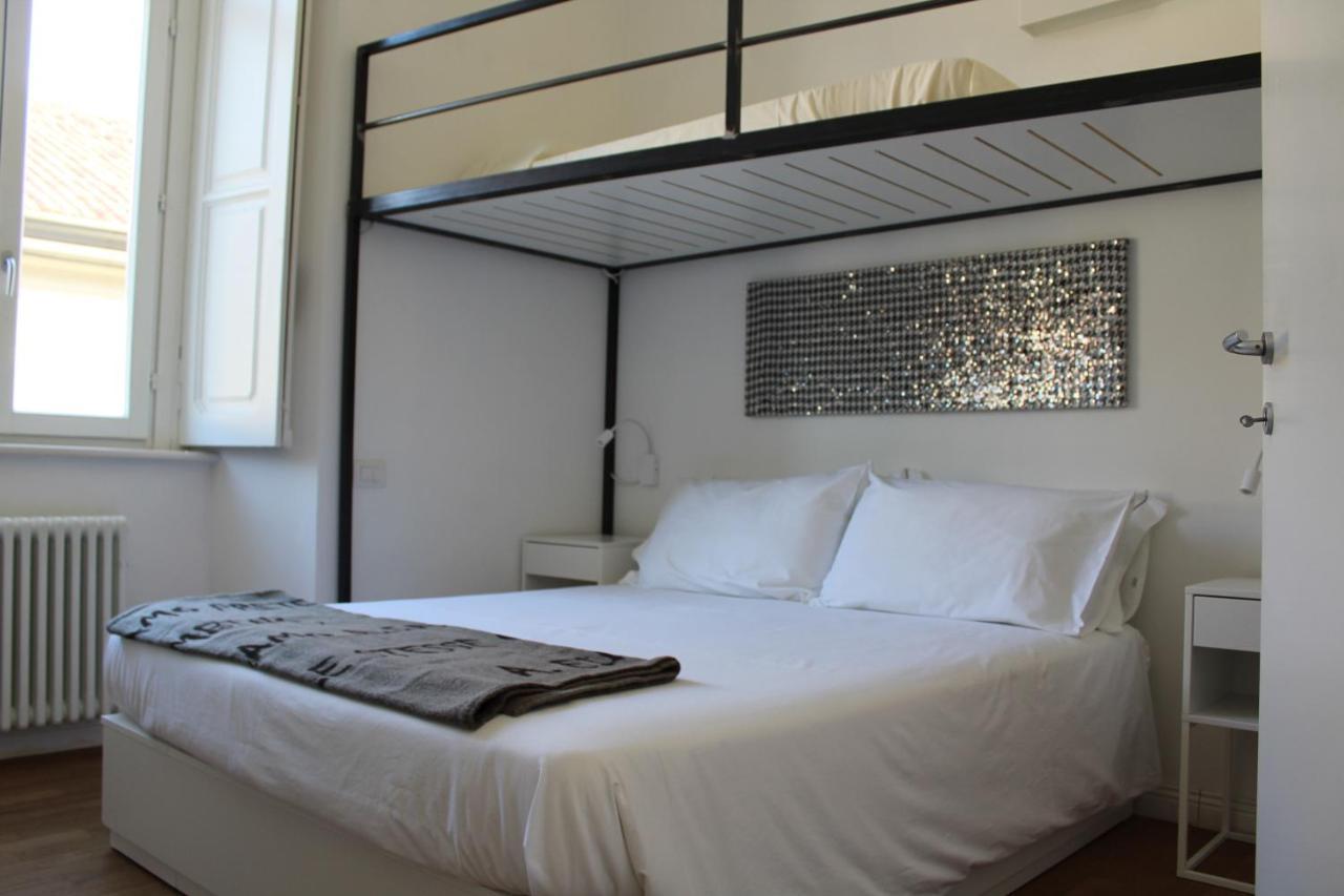 Palazzo Della Torre Elegant Apartment in Como 2