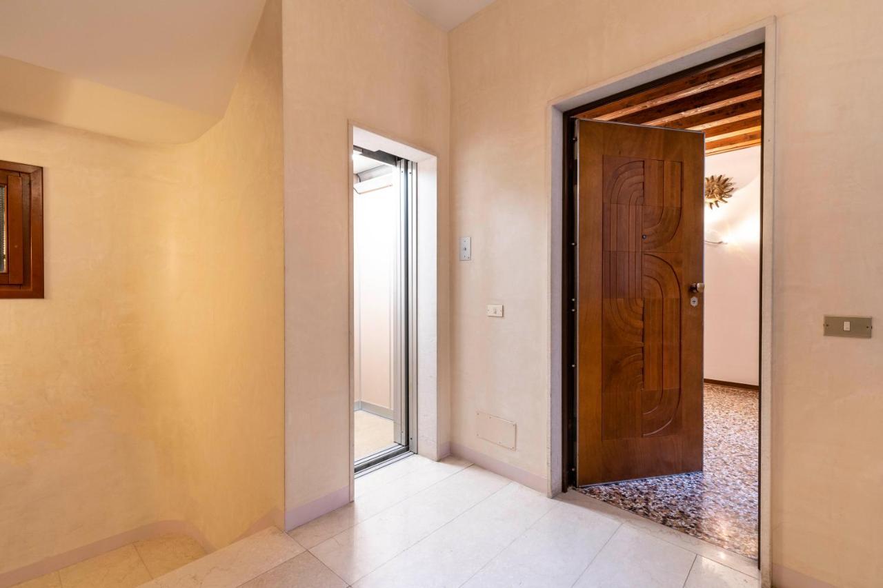San Marco - 2 Bedrooms with Lift 1