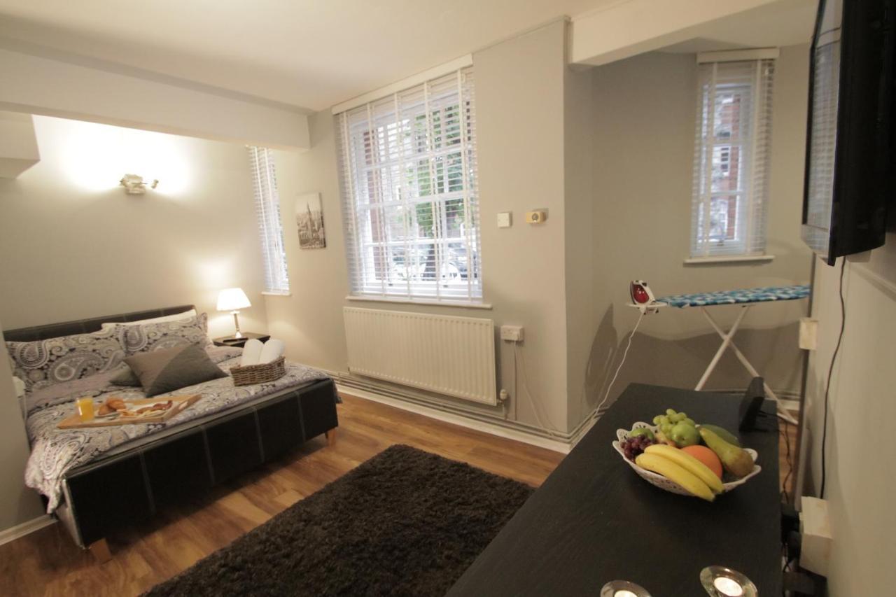 Molesey Apartments 1