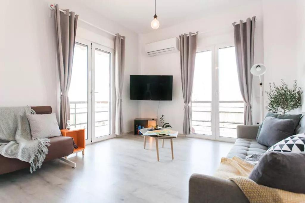Explore Athens History And Nightlife From a Chic Central Flat