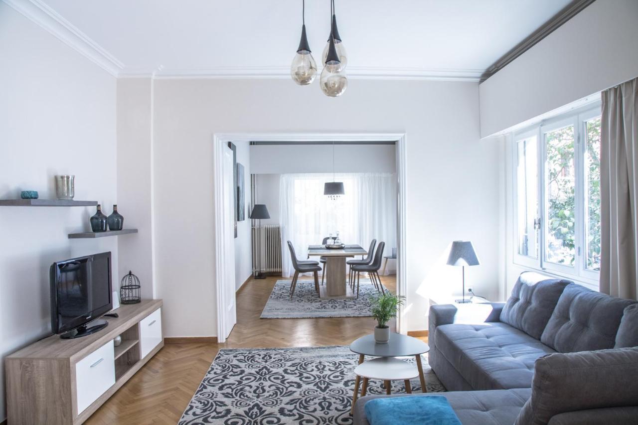 Kolonaki Chic-Center Newly Renovated Apartment