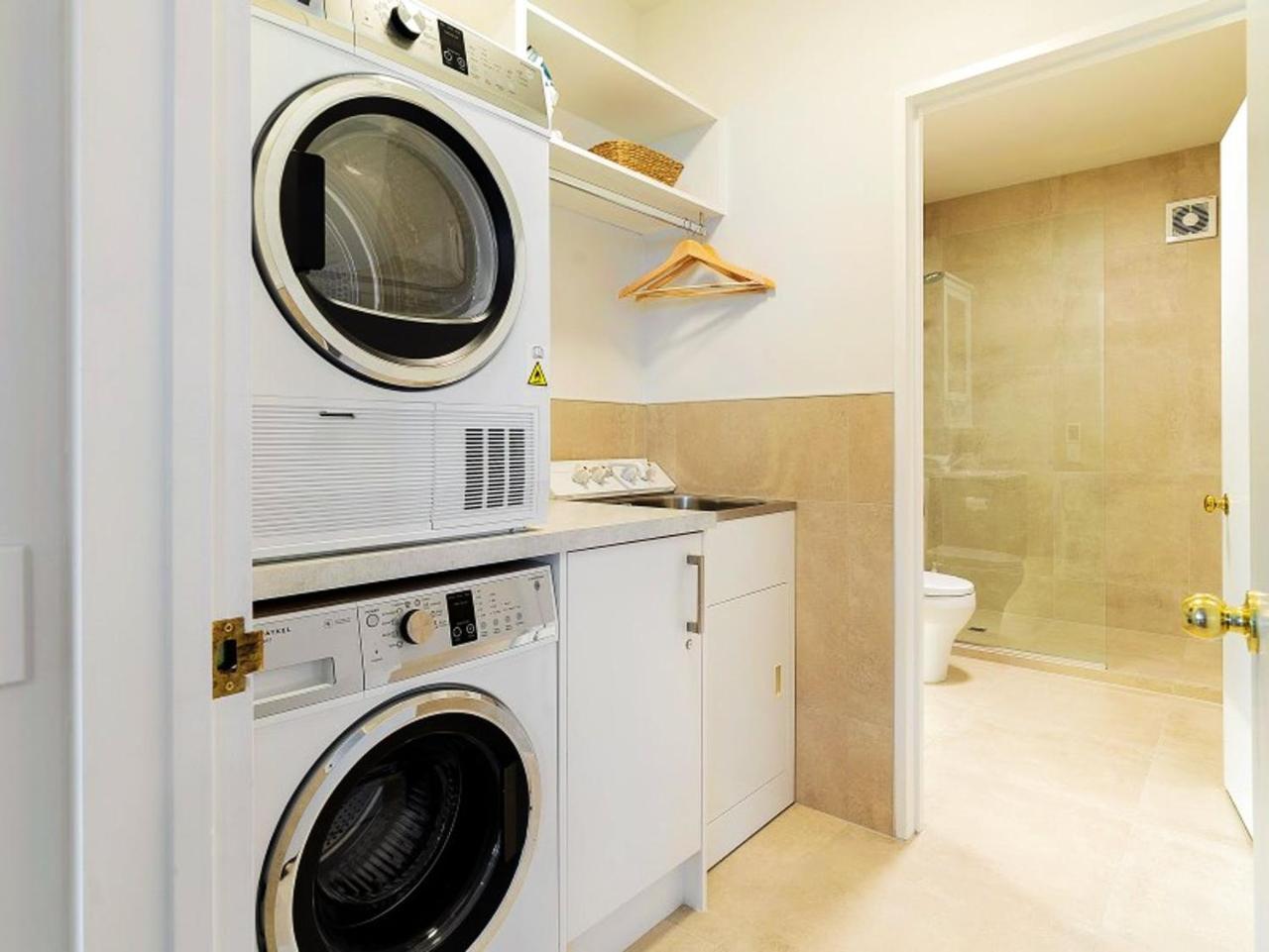 Central Location - 2 Bedroom Apartment in Habeke 1