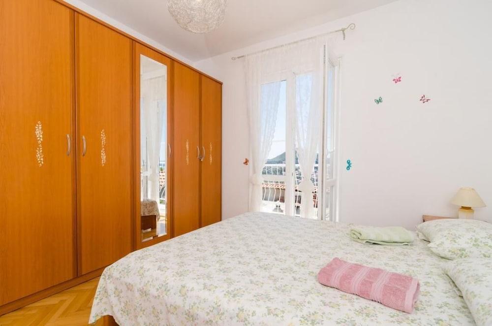 Ivo Guest House 1