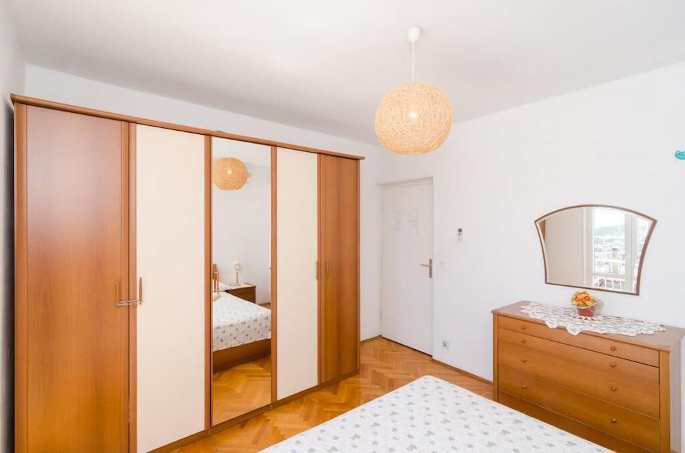 Ivo Guest House 2