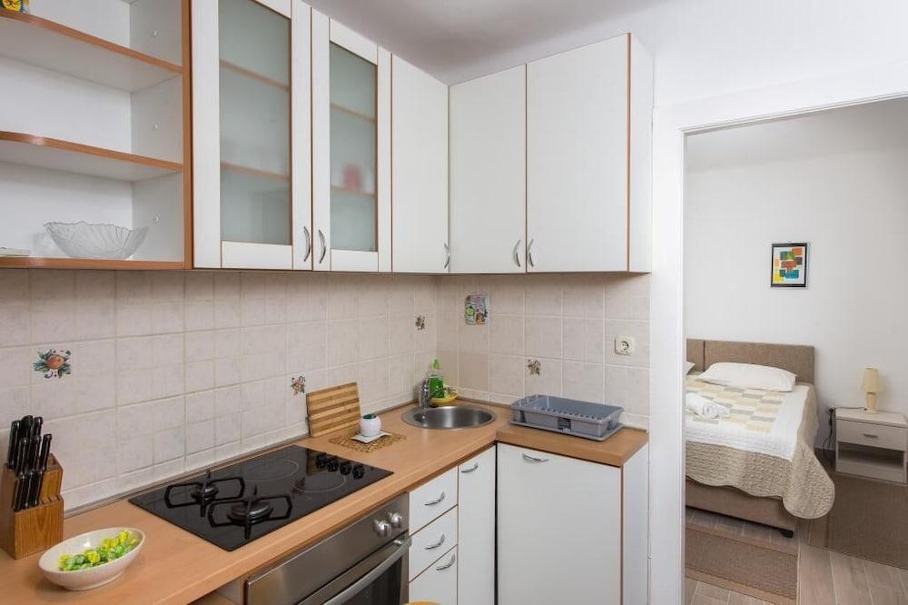 Apartment Family Tokic 1