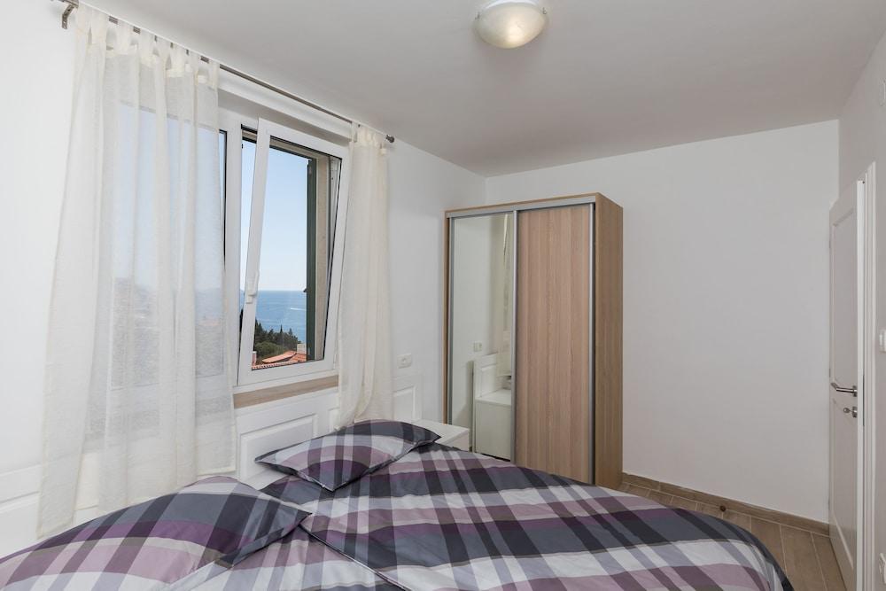 Apartment Med 2