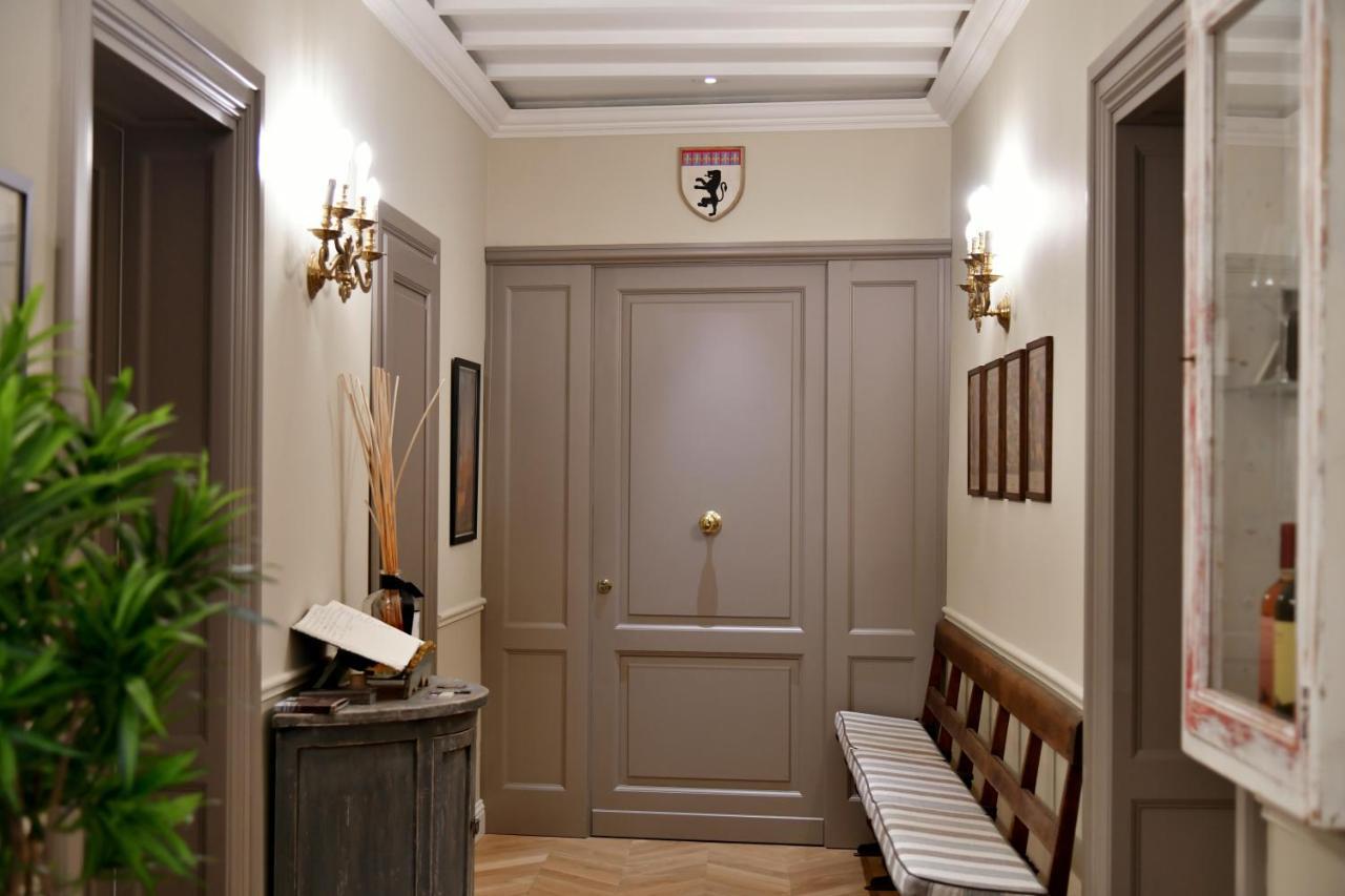 La Croce D'oro Santa Croce Suite Apartments 1
