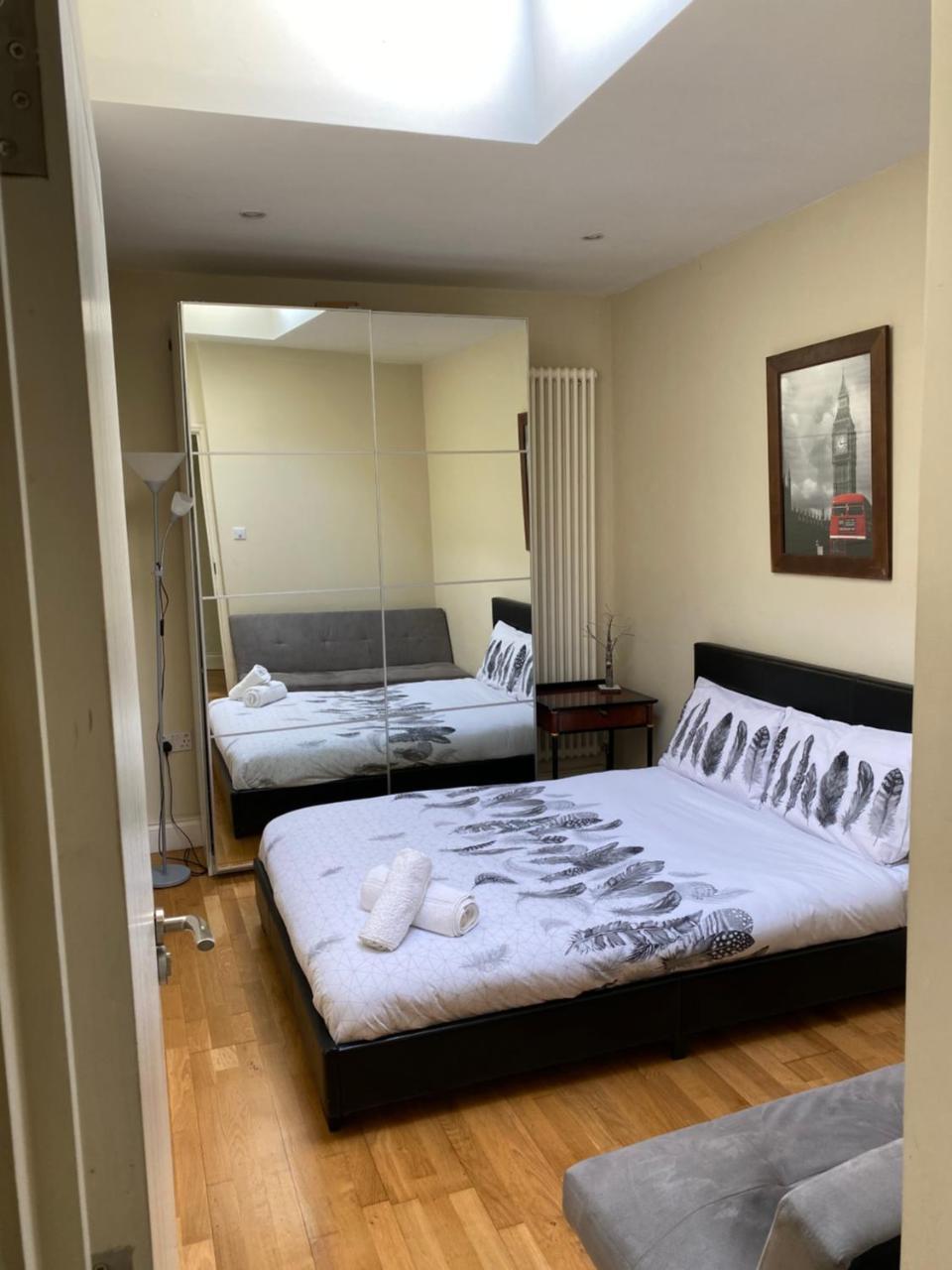 Charming 3-Bed Apartment in Central London