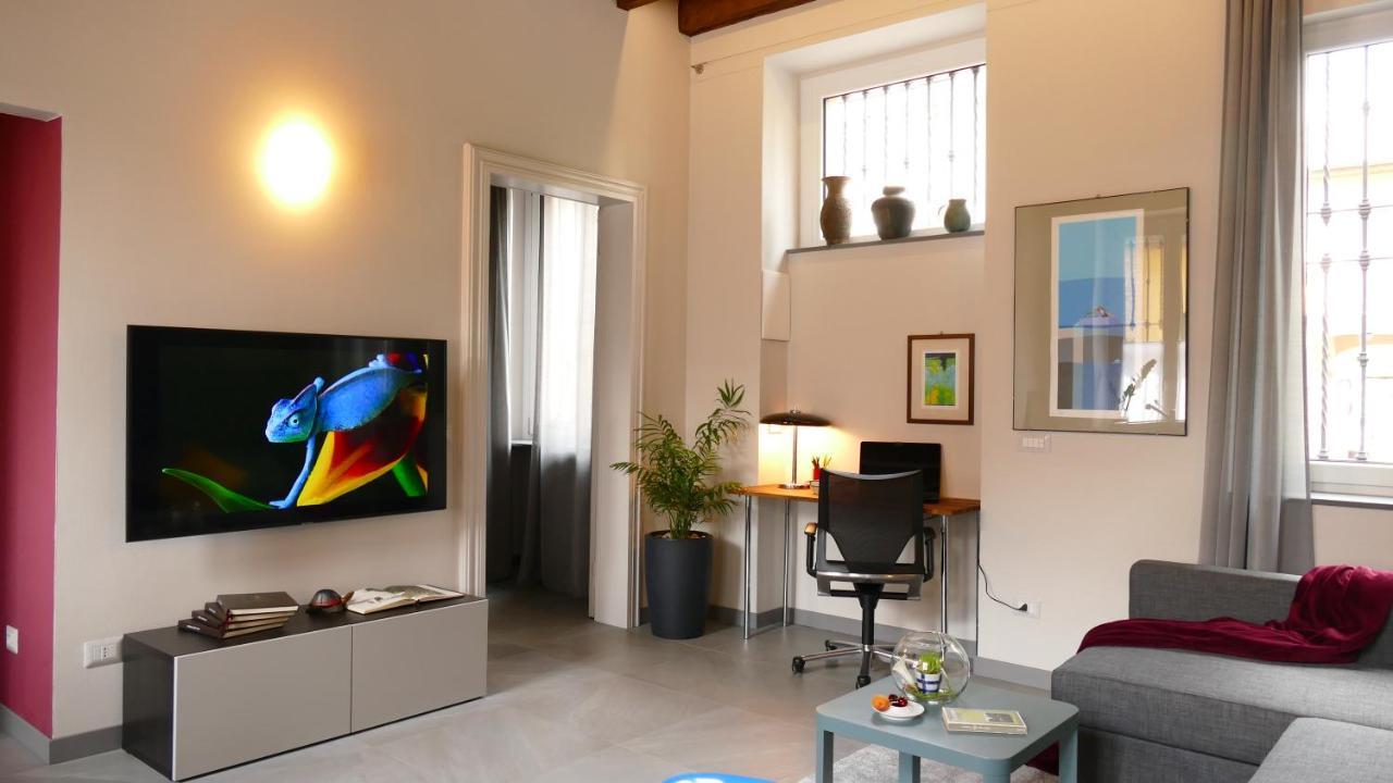 Casa25- Convenient Location To Miland Centre & Como Lake!