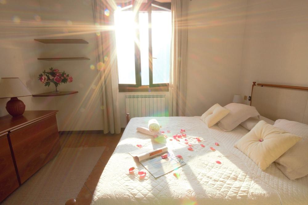 Pognana Luxury Apartment N.2 - 4 People 2