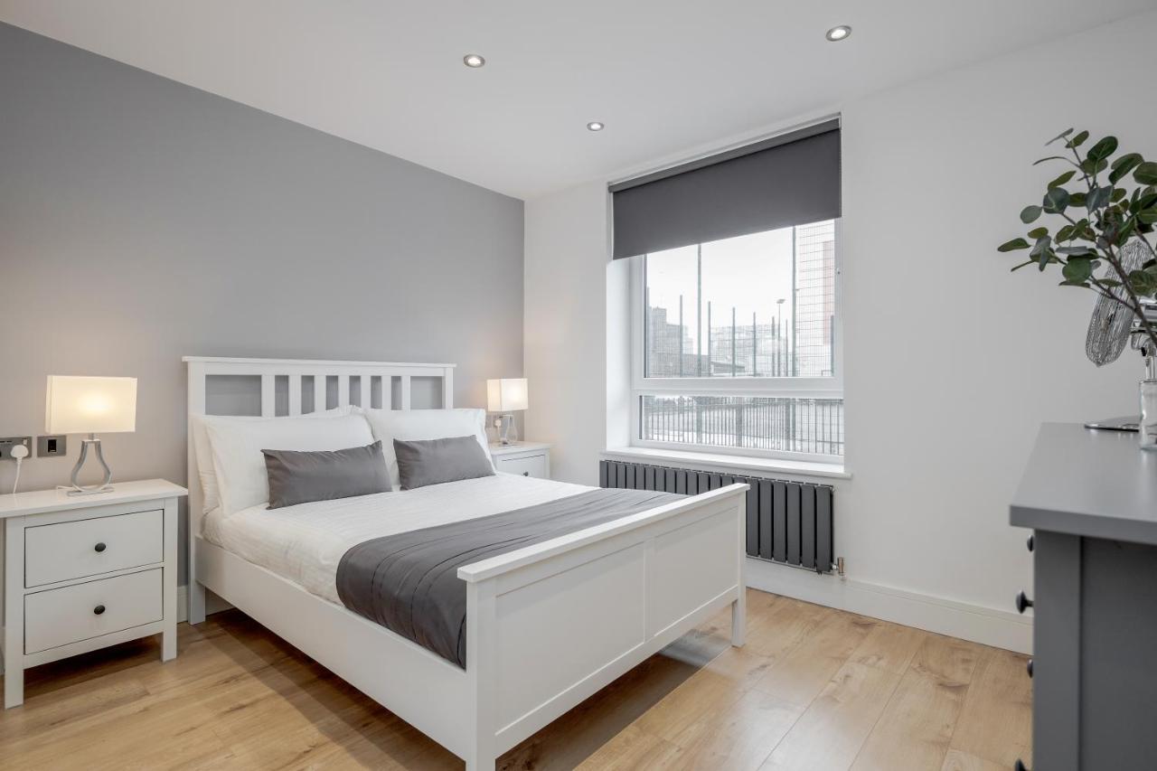 Luxury Chic Apartment Near Canary Wharf, Excel, O2 & Stratford 2