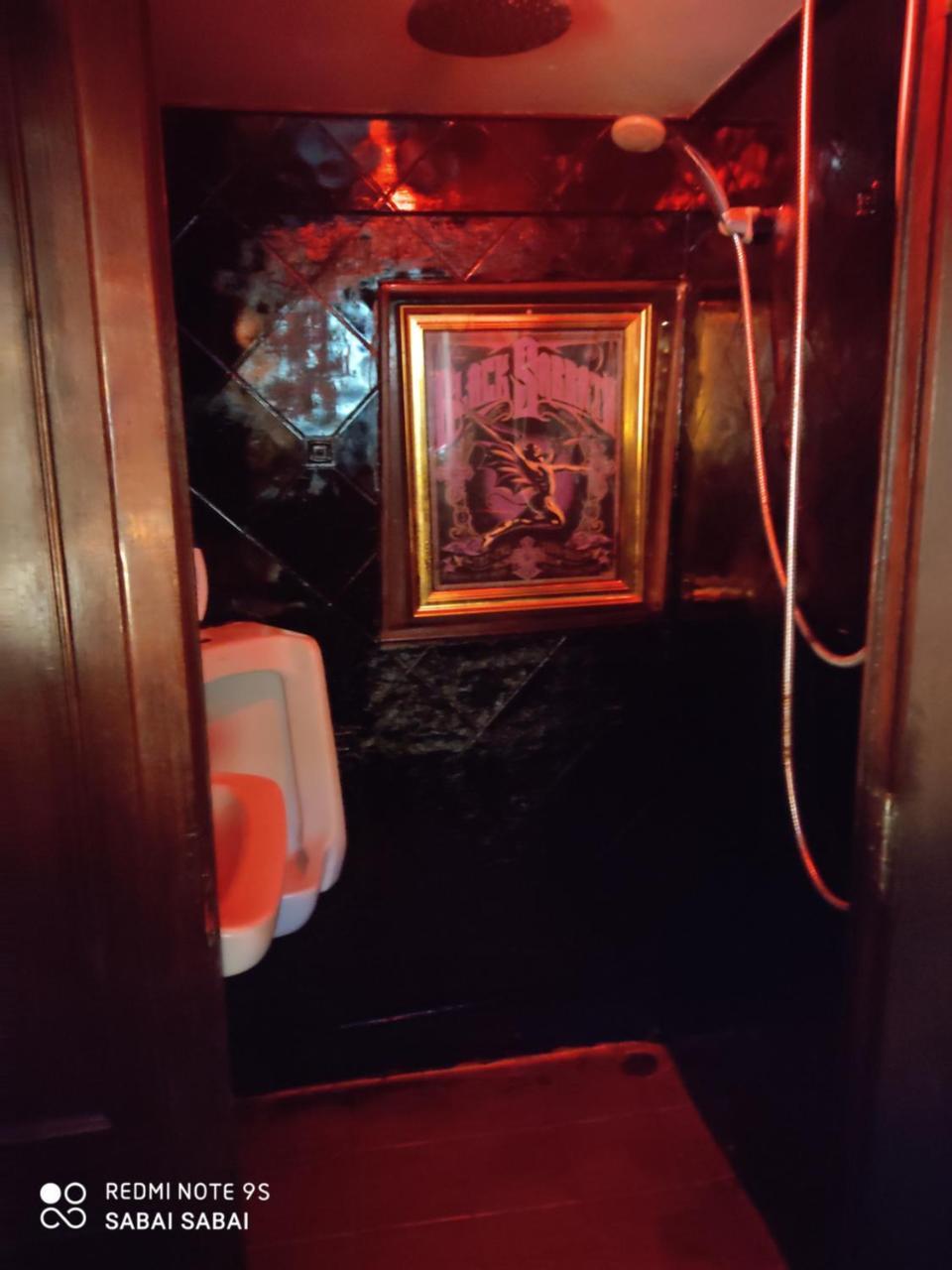 Sabai Sabai Liveaboard Bangkok 1