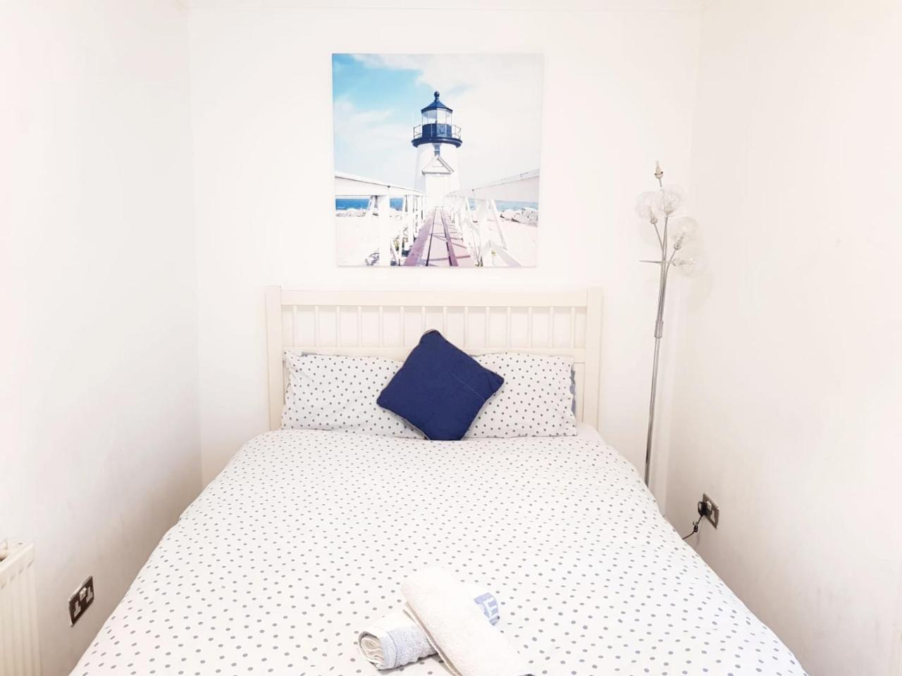 Commercial City Rooms 2