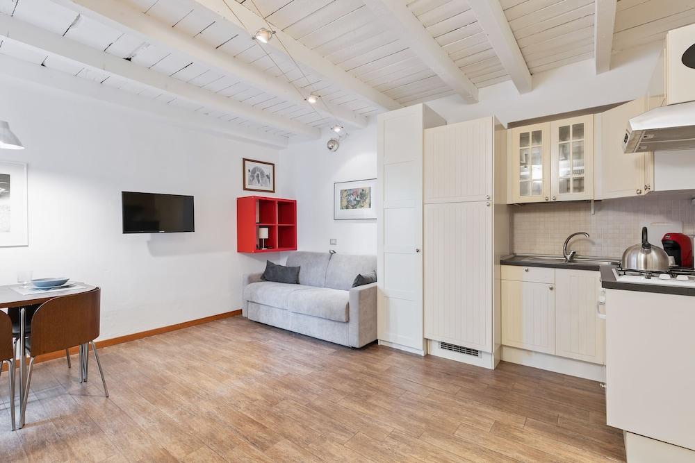 Flatty Apartments Cirillo