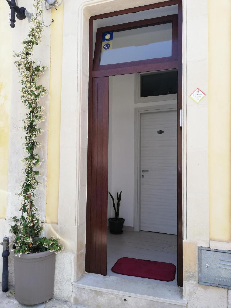 Casa Andolina White 1
