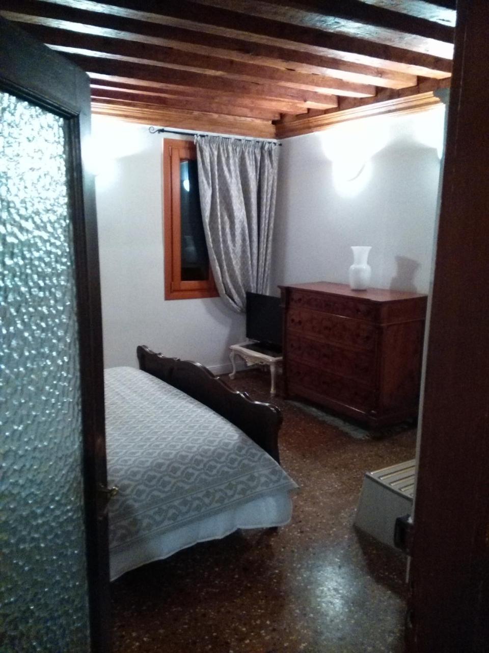Venice Romantic Home 1