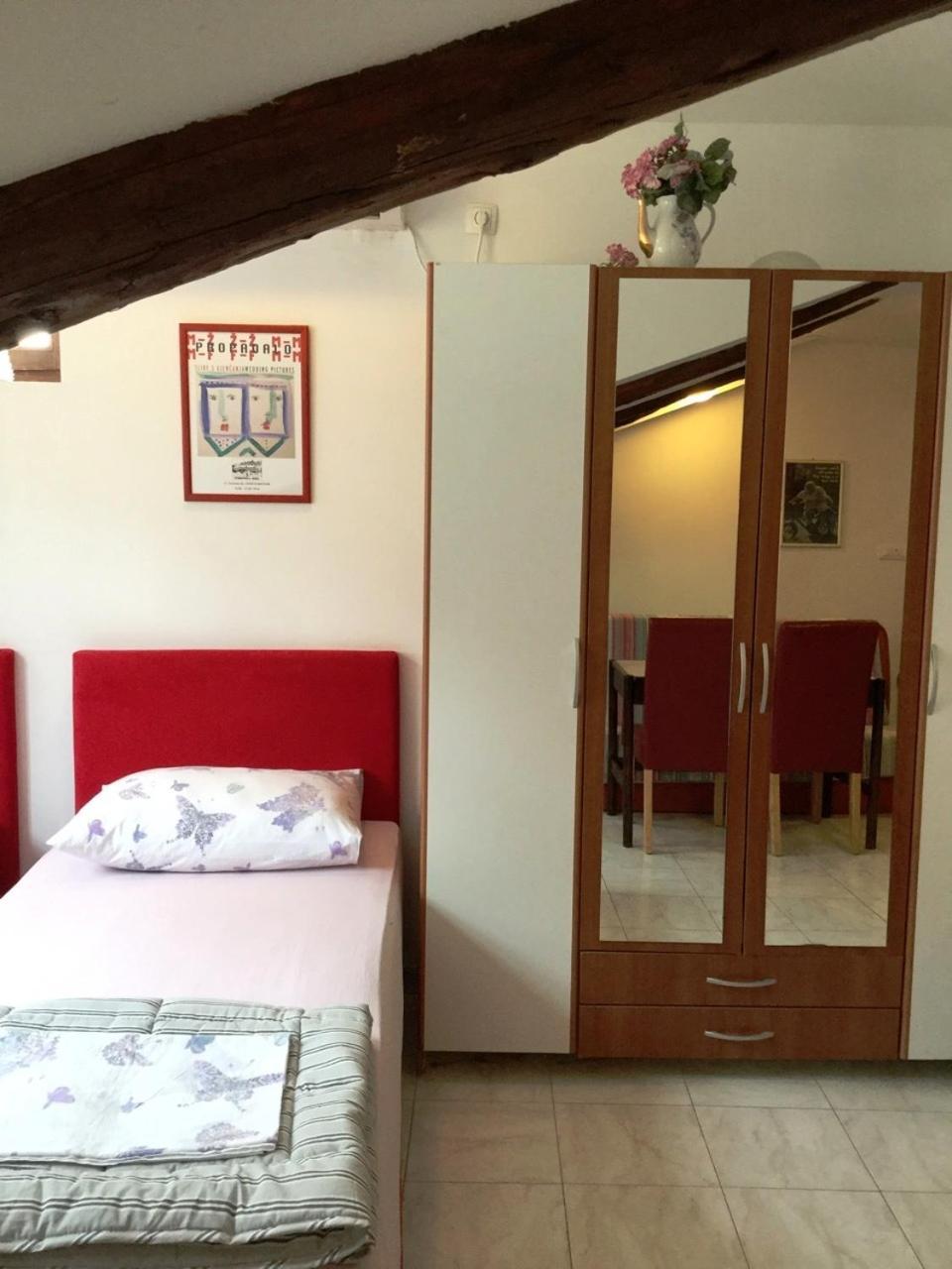 Buza House 2
