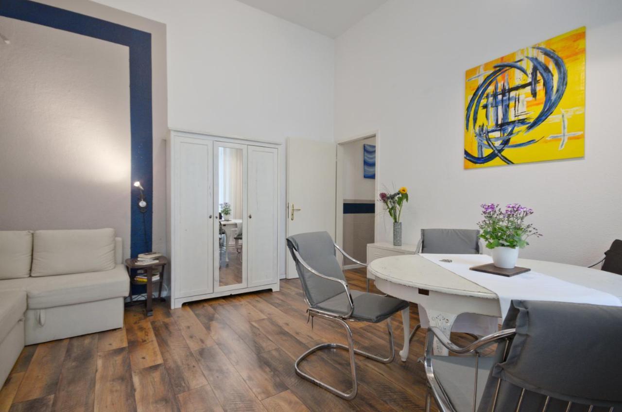 Quiet Courtyard Apartment (Pb1) 2