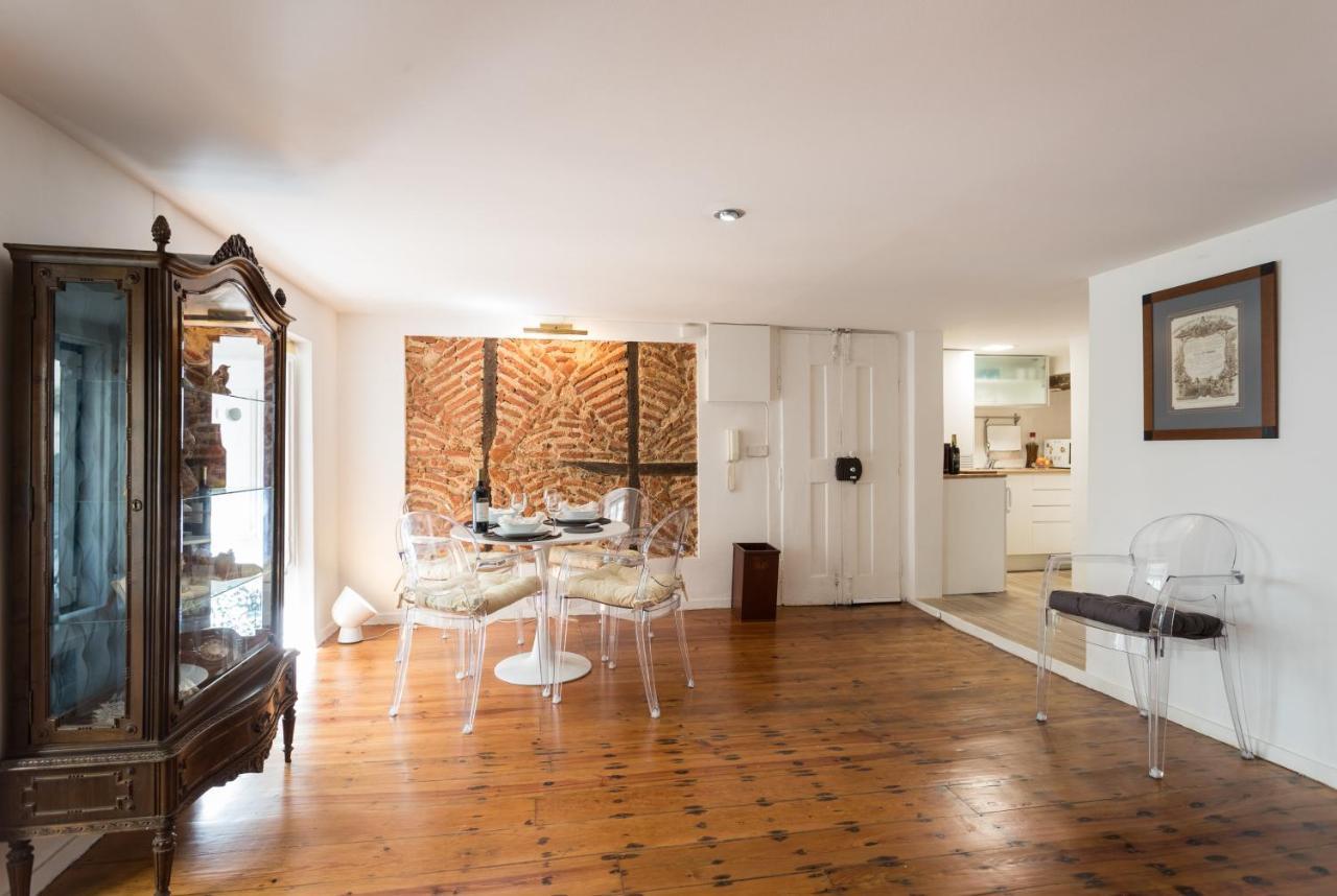 Charming Apartment Travessa Do Alcaide 2