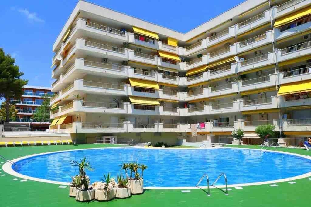 Centro Salou, Pool,Parking