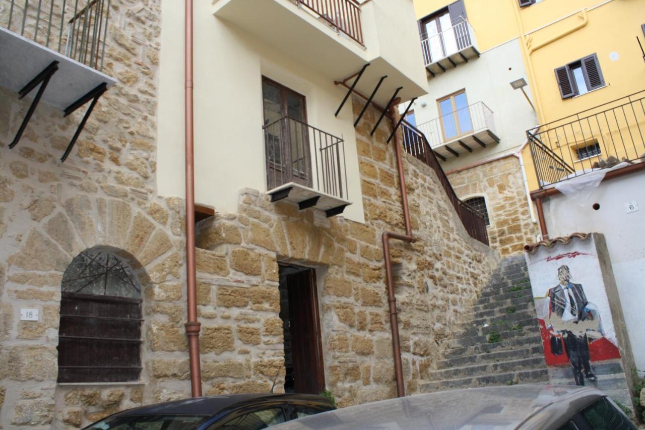Casa Lerux