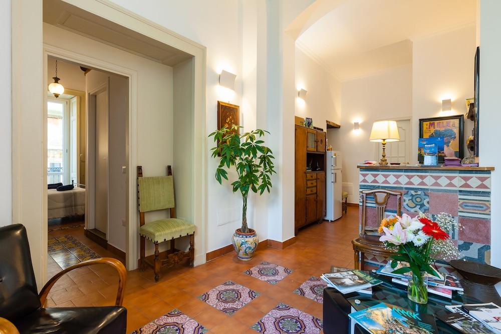 Don Pedro Rooms in the City Center