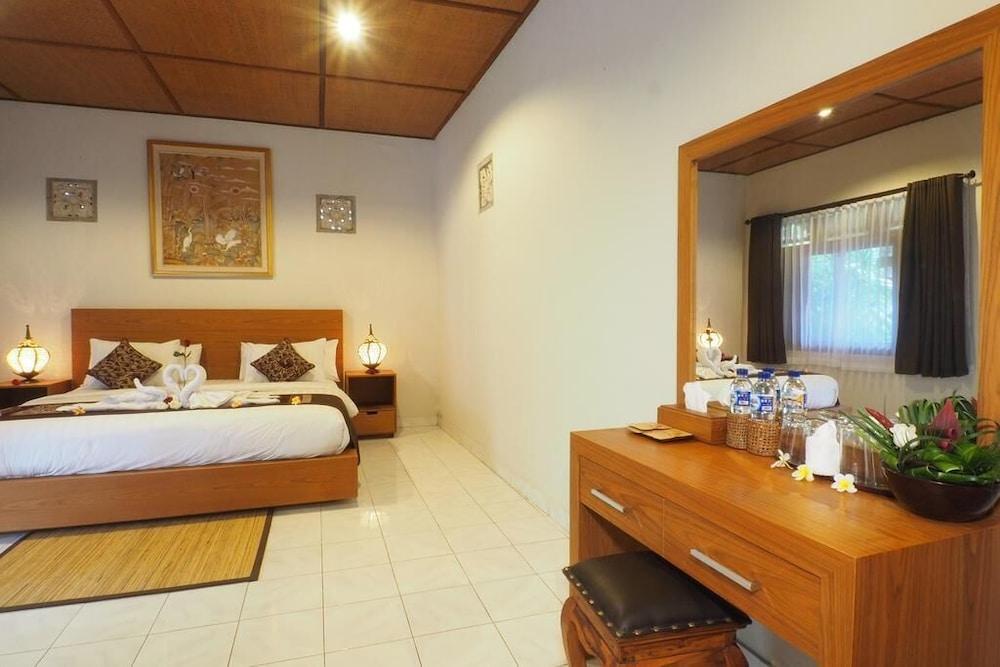 Puri Anyar Heritage 2