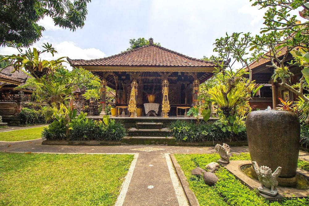 Puri Anyar Heritage