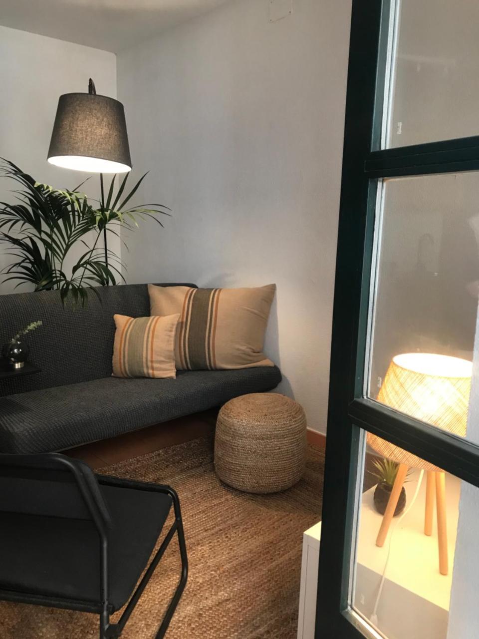Apartamento Con Mucho Encanto Y Terraza En Barri Vell de Girona, El Cul de la Lleona