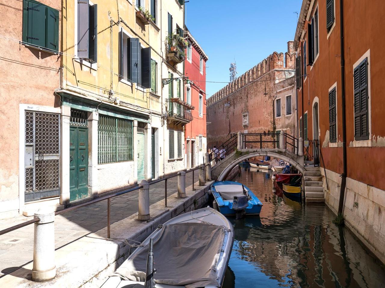 Romantic Lagoon - Canal View 1
