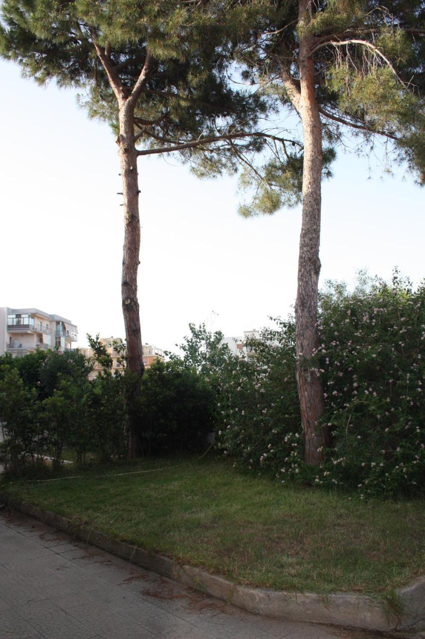 Come a Casa Tua Ma in Vacanza 1