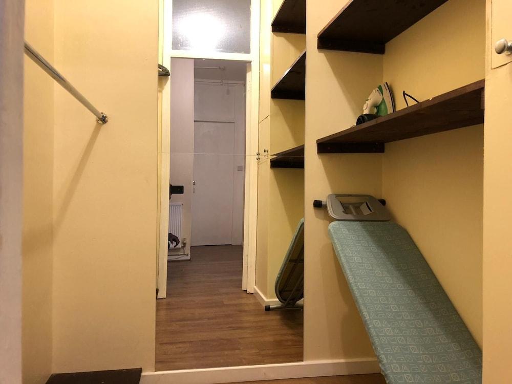 Entire Flat Very Comfortable 1 Bedroom London 2