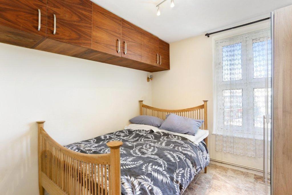 Spacious Rooms Stockwell Lambeth London Sw8 1