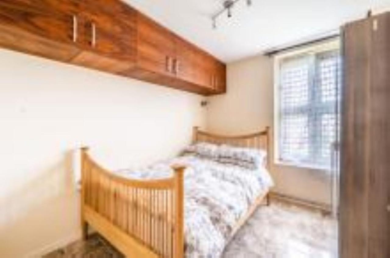 Spacious Rooms Stockwell Lambeth London Sw8