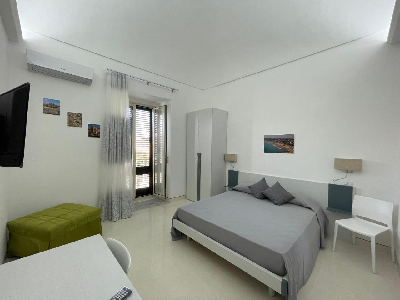 Casa Crispi 1