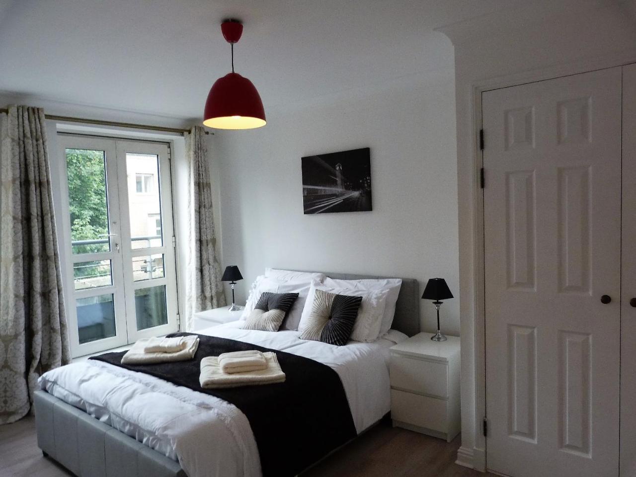 Regents Plaza Apartment