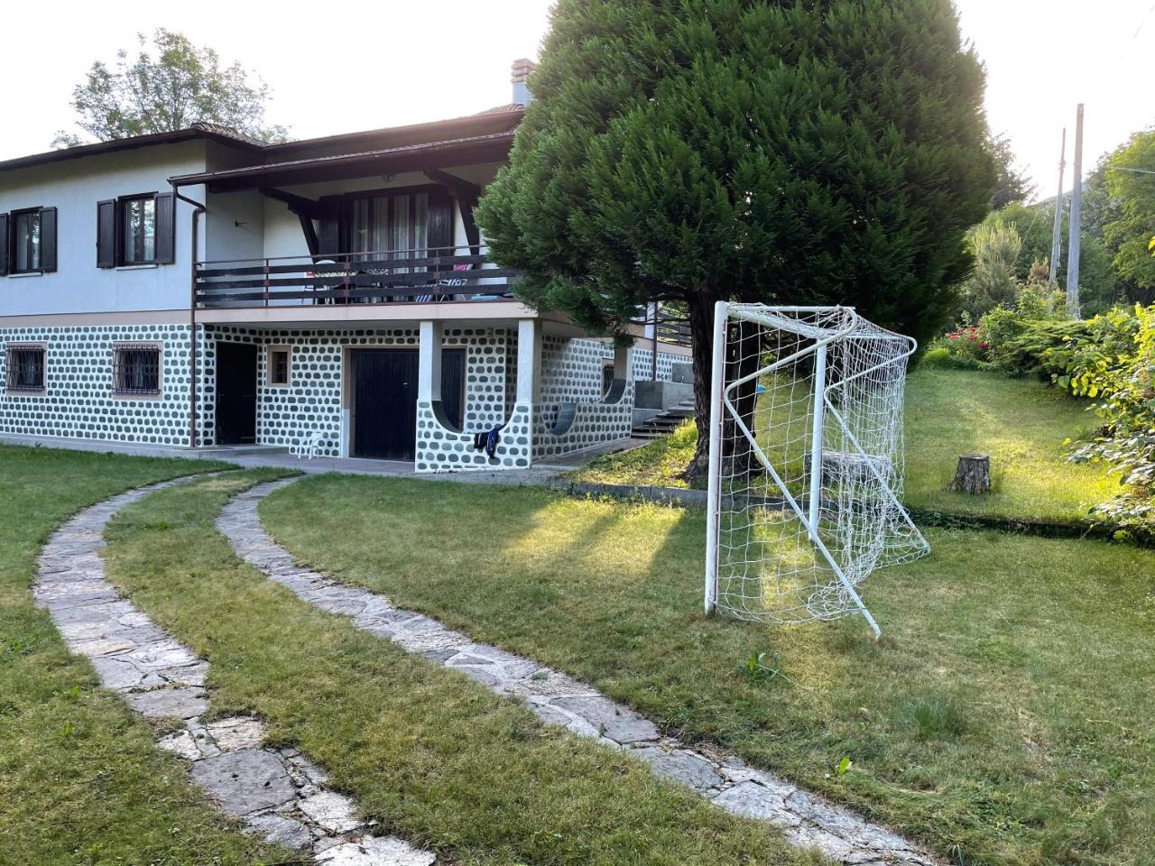 Villa Colico Laghetto 2