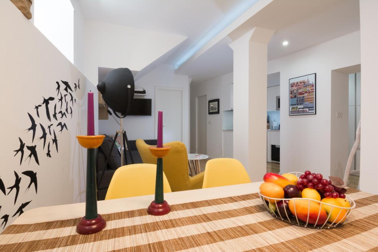 Casa Do Castelo 1- Work Or Relax in the Historic Heart of Lisbon!
