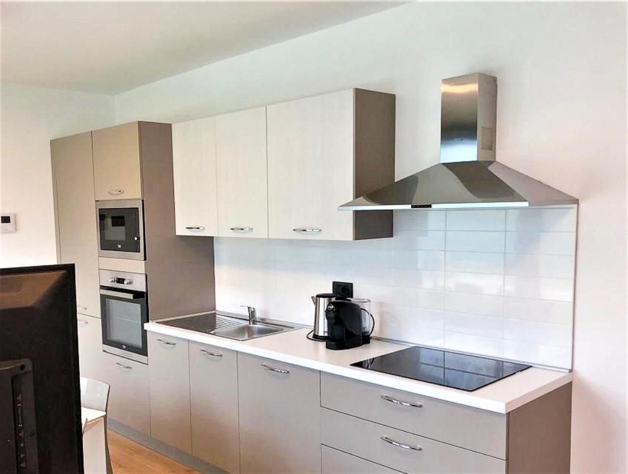 Dascio Emotion Ferienwohnung Mit Terrasse Am See 2
