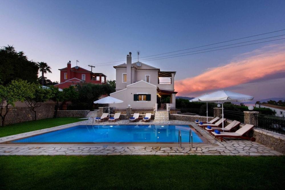 Jasmine Luxury Villa with Private Pool