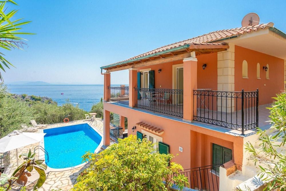 Vasillis Large Private Pool Walk To Beach Sea Views a C Wifi Car Not Required - 1026