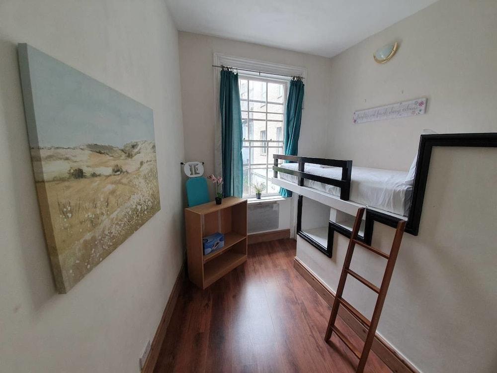 Victorian House 2 Bed 2 Bath Next To Barbican Tube 2