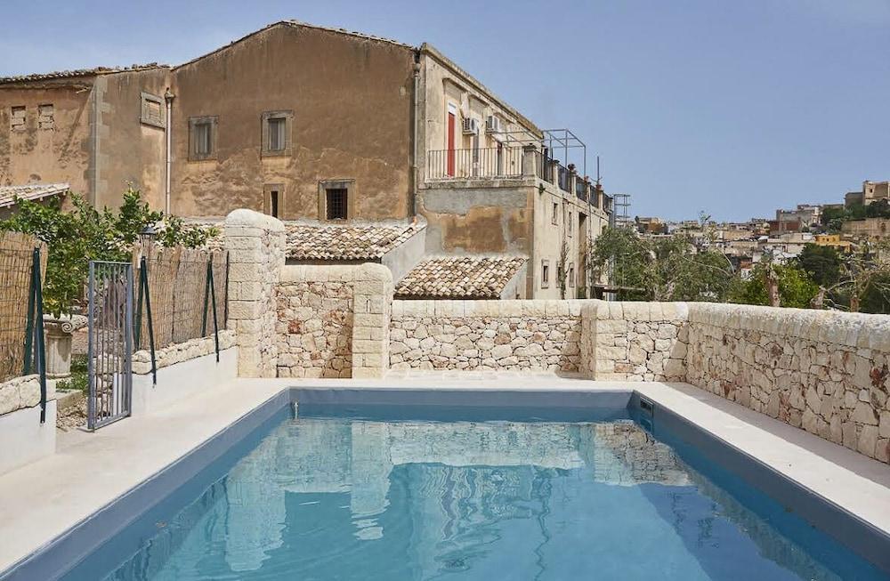 Villa Rosaria