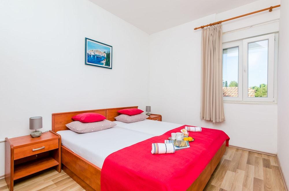 Apartment Kljunak 1