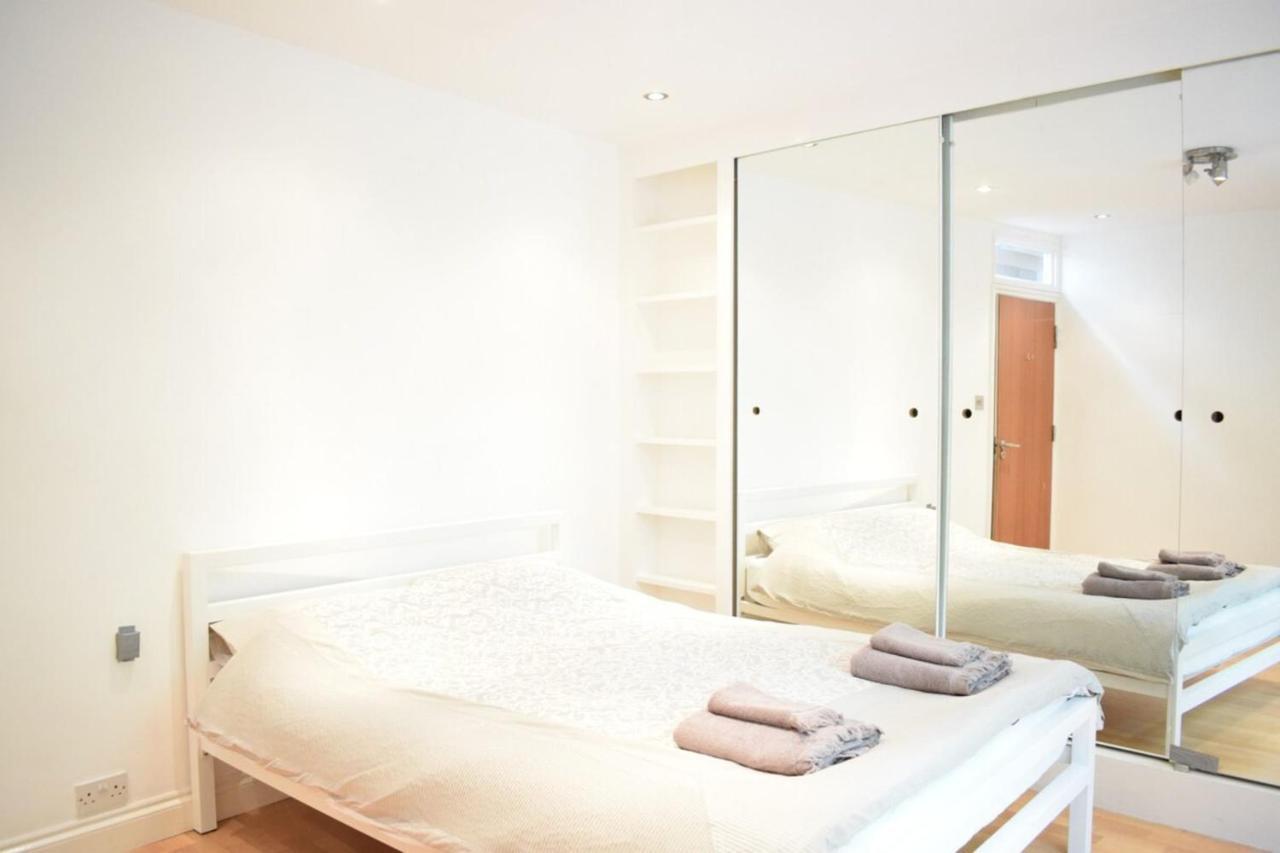 Modern 2 Bedroom in Vibrant Dalston 1