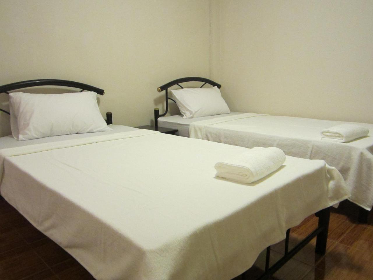 Stay Hostel (Adults Only)